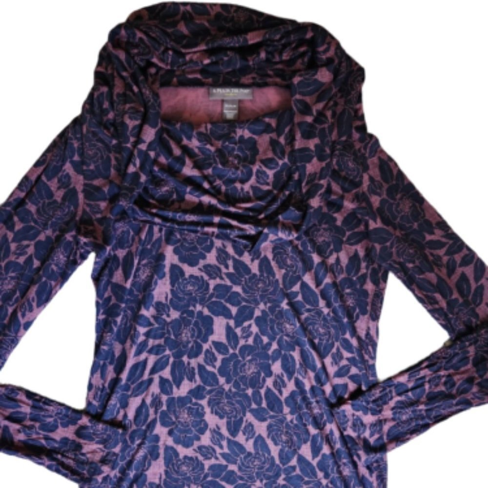 A pea in the pod Maternity Cowl Neck Shirt Med EUC